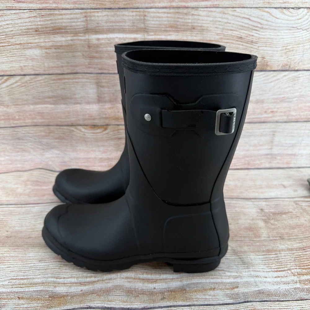 Hunter Original Short Black Matte Waterproof Rain Boots‎ Womens 9M 1881032